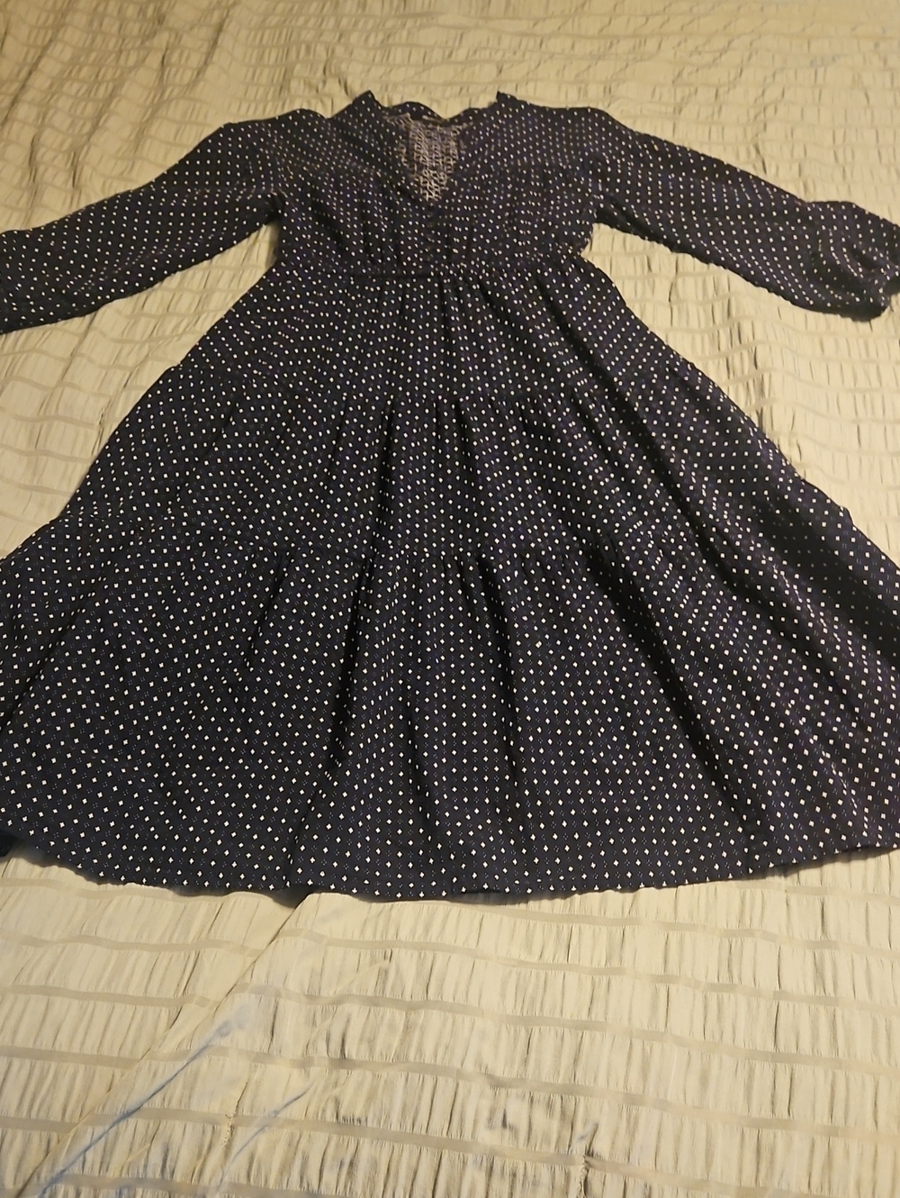 Madwell Dobby V-Neck Tiered Midi Dress - Picture 15 of 15